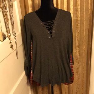 Grey shirt with flannel back, belle du jour